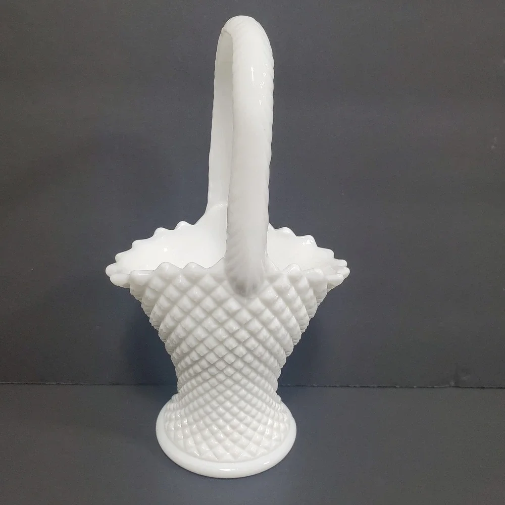 Fenton Milk Glass‎ Basket Home Decor Medium White Diamond Lace Hobnail